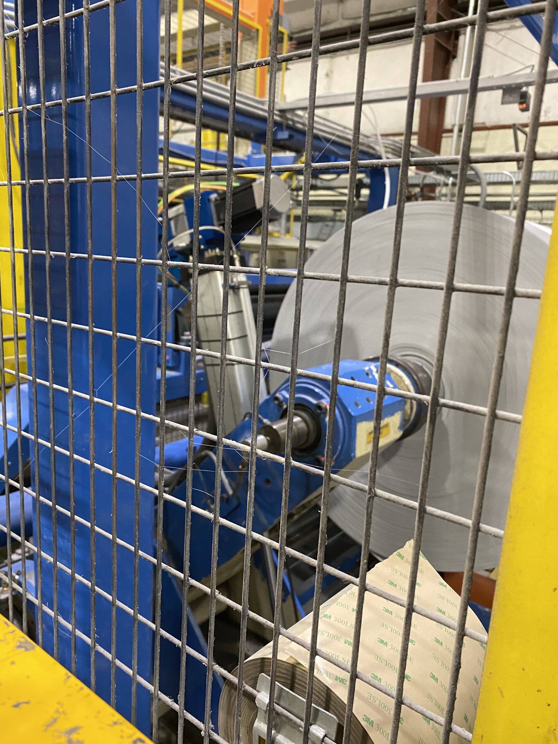 LIFTING AND POSITIONING: ROLL HANDLING LIFTING SYSTEM WITH SYNCHRONIZED ACTUATORS POSITIONED WITHIN 0.050” ACCURACY